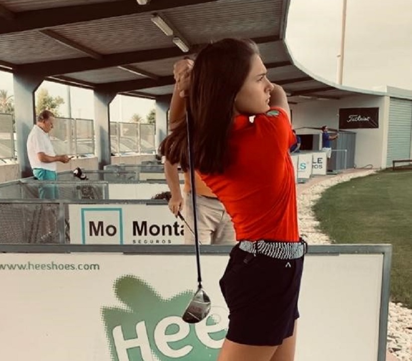 Clara Pastor gana el Trofeu MicRodfitter de golf