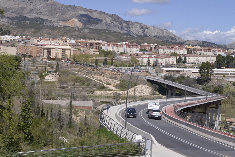 Tastos previs a la reparació del pont Francisco Aura