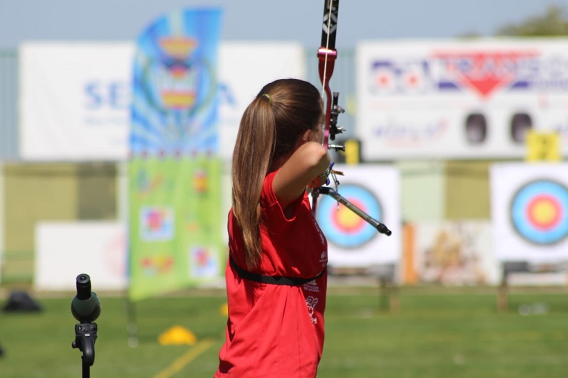 Àngels Alcaraz cerca del podio en el IV Gran Premio de España