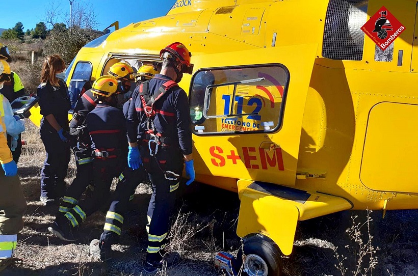 Dos motoristas heridos en un accidente en Benifallim