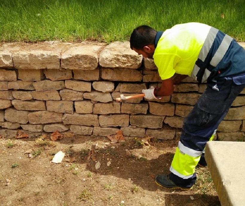 L'Ajuntament contractarà 52 persones amb un nou Avalem