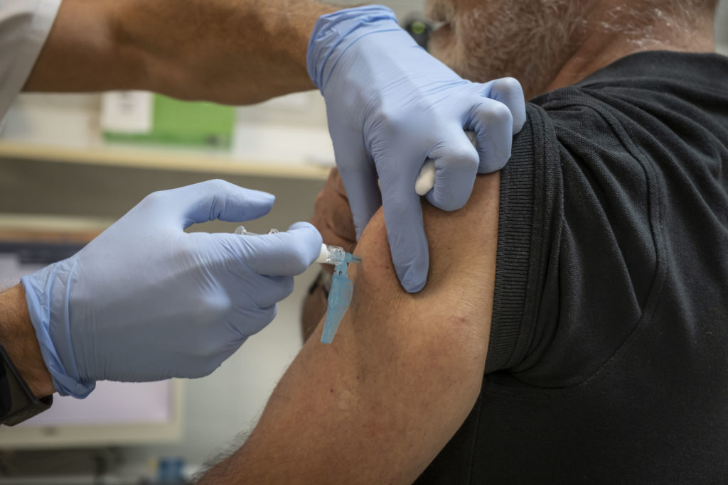 La Generalitat prevé que 200.000 valencianos estén vacunados en el primer trimestre de 2021