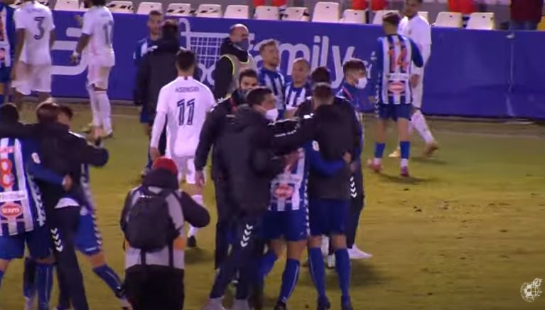 Celebración y declaraciones de los entrenadores