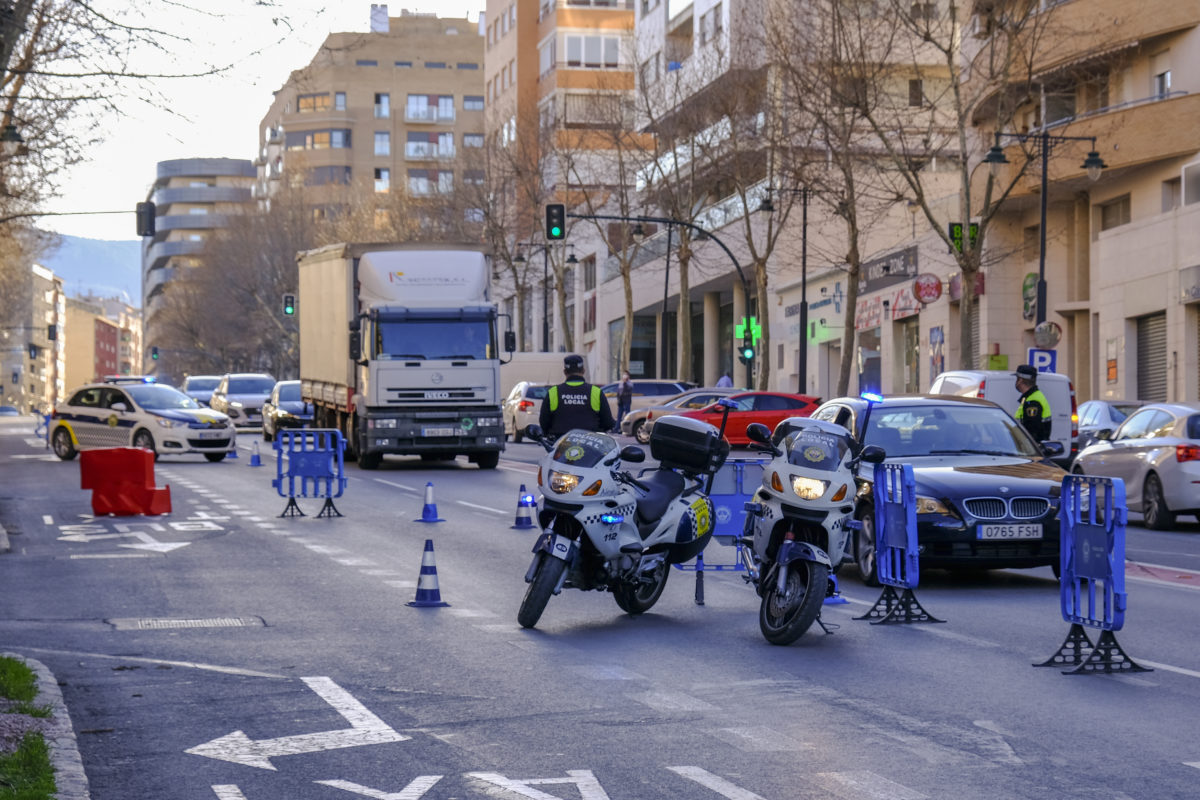 Arranquen les noves mesures amb el tancament perimetral els caps de setmana