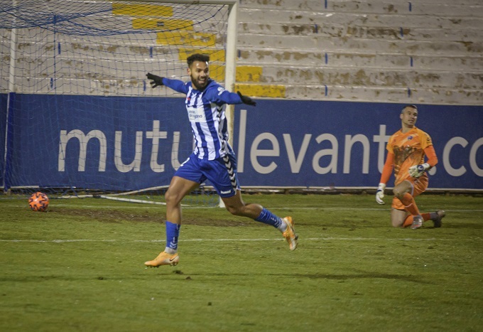 Bomba en el Collao del Alcoyano