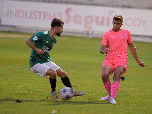 L'Alcoyano provoca la primera derrota de l'Eivissa