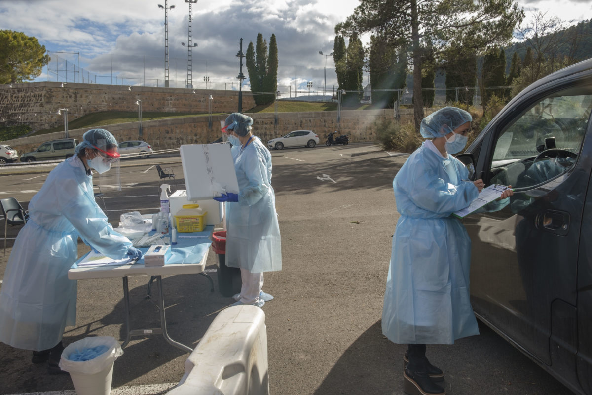 Negativos más del 95% de los PCR a 300 escolares de aulas confinadas