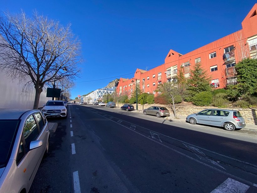 Projecten un carril bici des de la pujada a Batoi fins a l'eixida oest