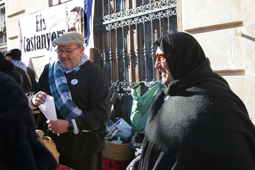 El Nadal torna a omplir la plaça d'Espanya