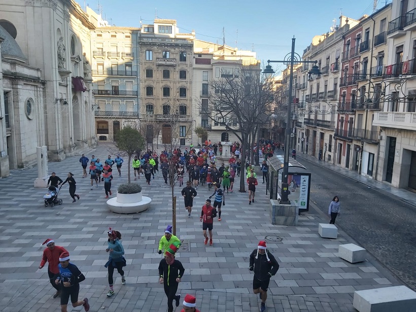 La Navidad vuelve a llenar la plaza de España