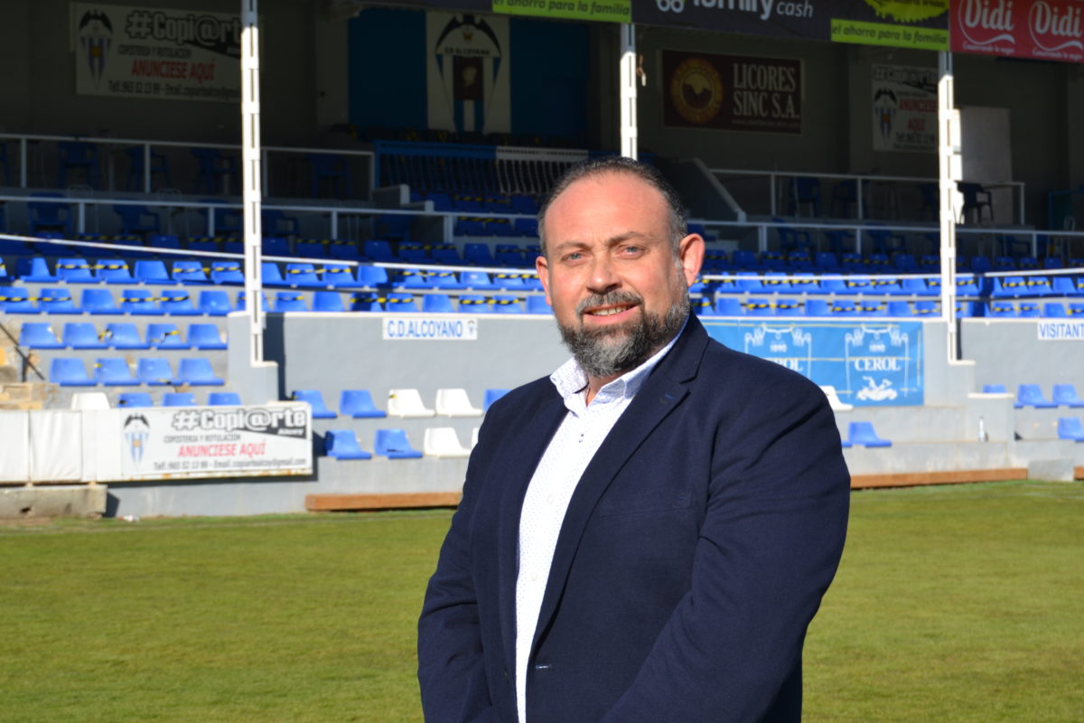 El Alcoyano ultima el primer informe econòmic que revelarà l'estat dels comptes del club