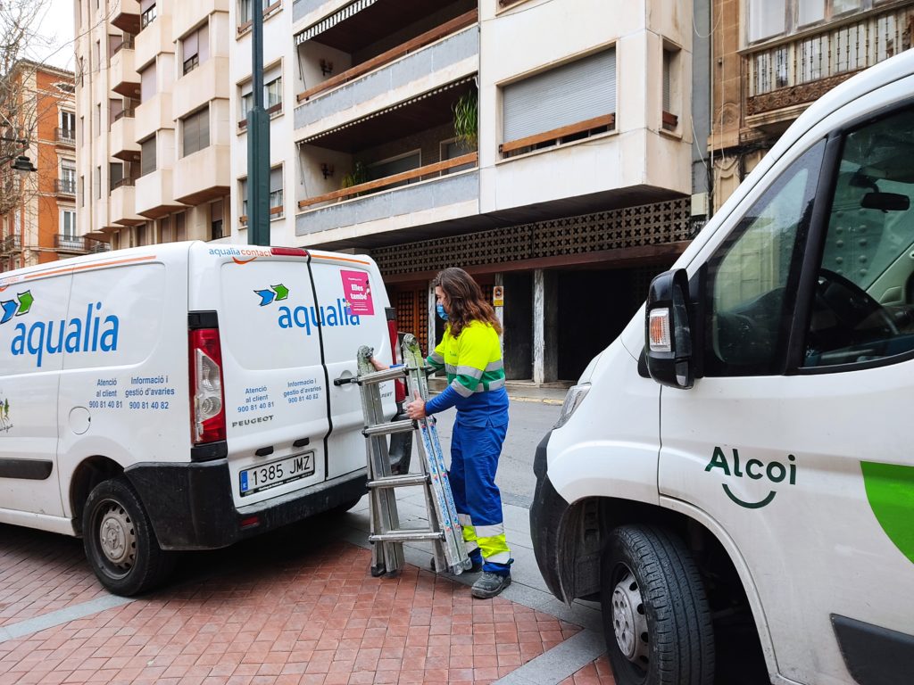 Aqualia también reivindica en Alcoi la igualdad de la mujer