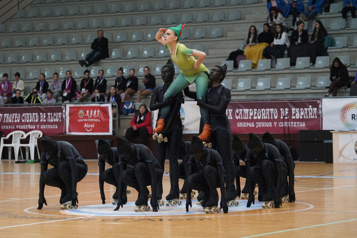 Alcoy recupera la capitalidad en grupos show