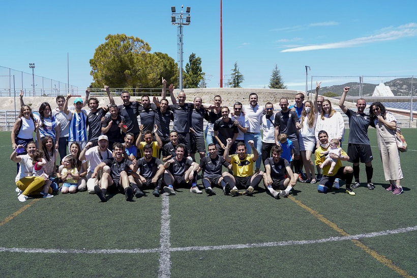 L'Español fa història en el futbol local