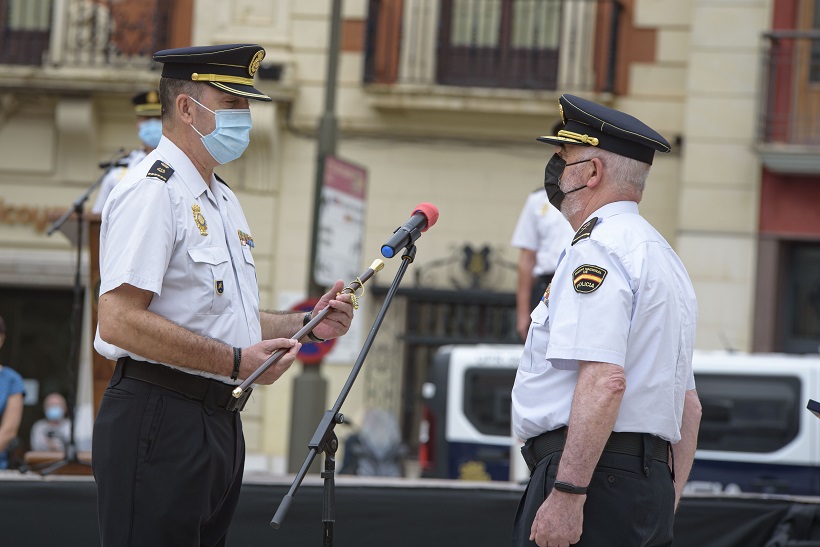 Homenatge a la Policia Nacional d'Alcoi