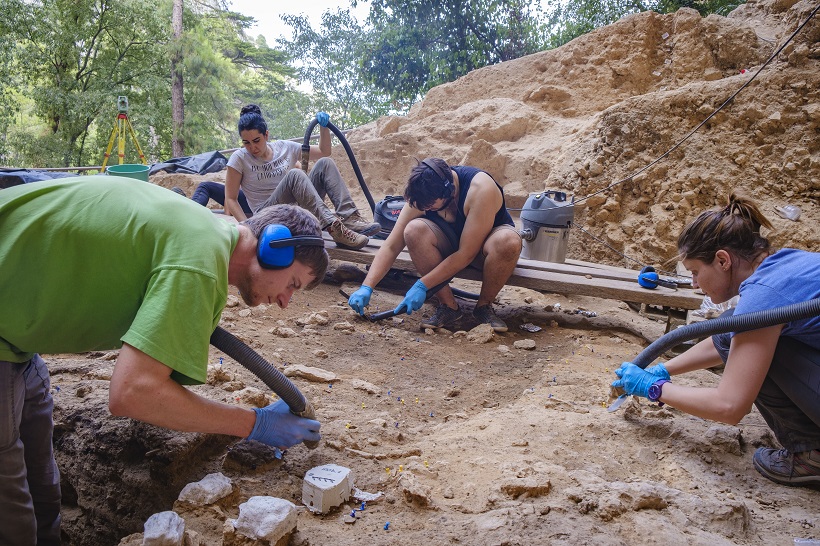 La ciència més actual, peça clau per a conéixer el passat neandertal