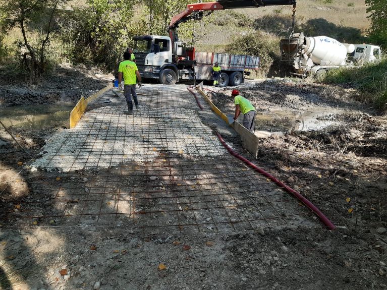 Se construye un paso para vehículos de emergencia en el Racó Sant Bonaventura