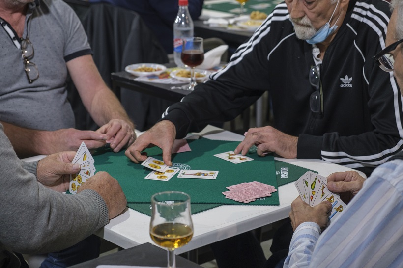 Ligeros y Cides jugarán la final del campeonato de Cotos