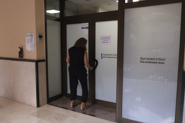 Servicios Sociales equilibra la atención