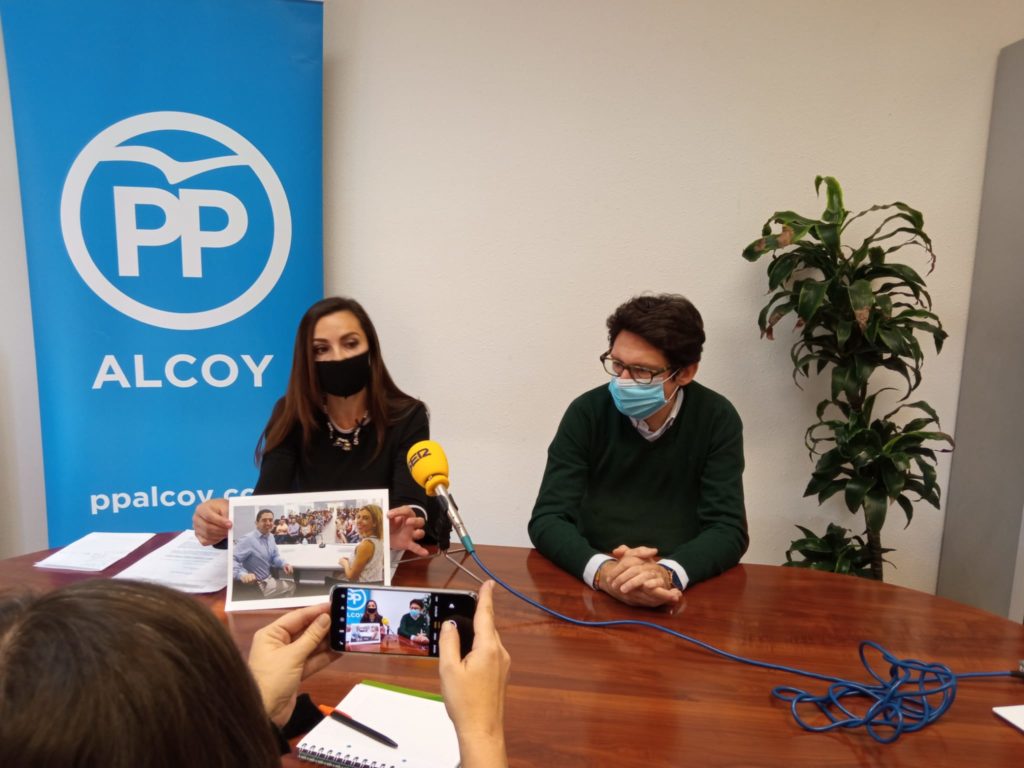 El PP exigeix al PSOE que escolte els empresaris i prioritze el PGOU