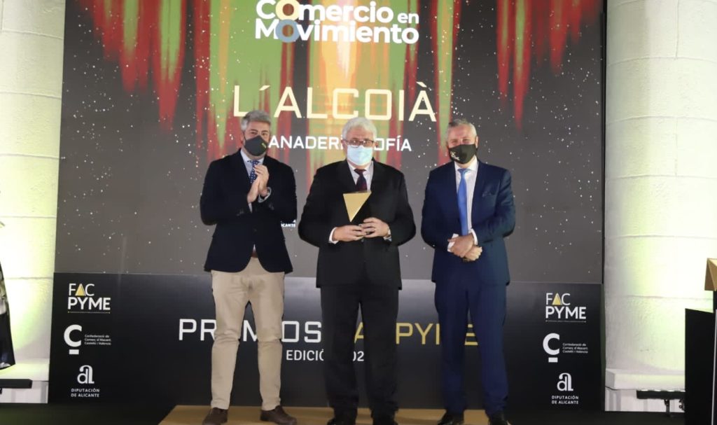 Panadería Sofía y Ferretería Alicantina, premios Facpyme-Comercio