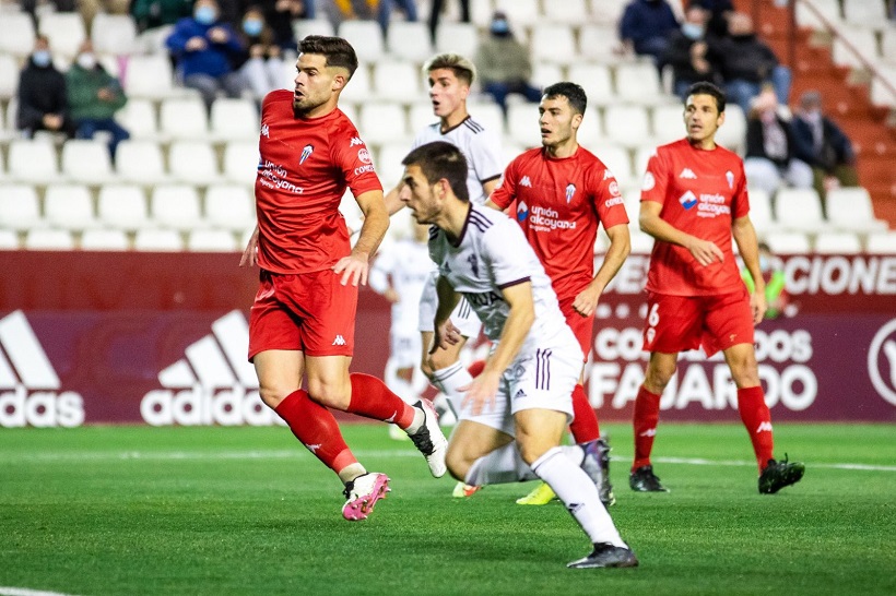 Un ex del Alcoyano, verdugo blanquiazul en el Carlos Belmonte