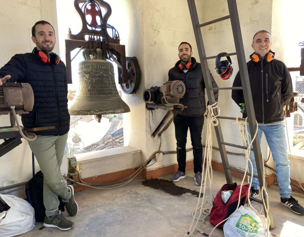 Els tocs tradicionals de campanes van sonar a Cocentaina