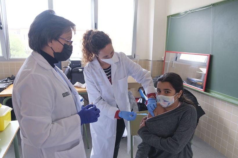 En marxa la vacunació infantil en els col·legis d'Alcoi