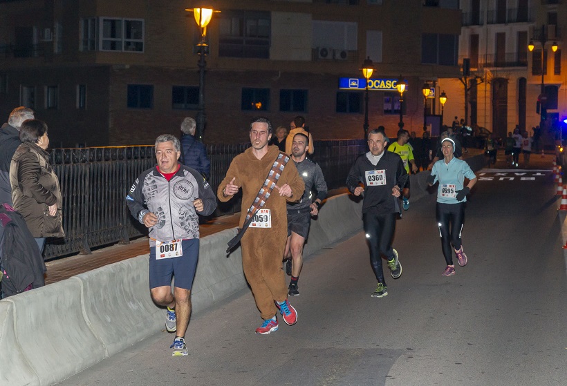 XV Sant Silvestre Alcoi: 600 inscritos en la carrera más disparatada