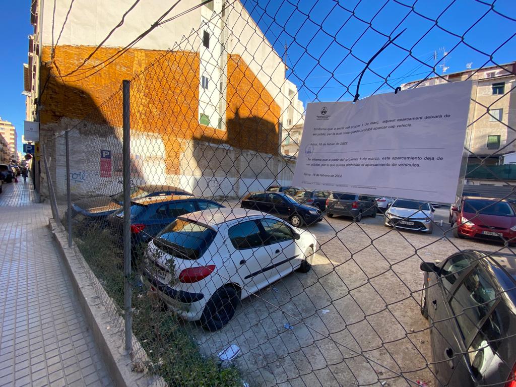 Alcoy busca dotar de una zona de aparcamientos públicos el Eixample