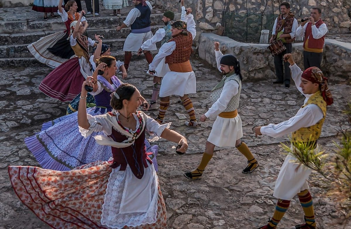 Presentació del vídeo promocional del Grup de Danses Carrascal