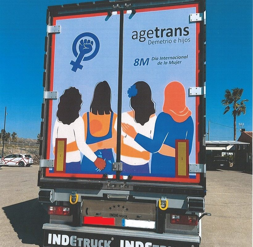 Indetruck realiza 100 camiones conmemorativos del Día de la Mujer