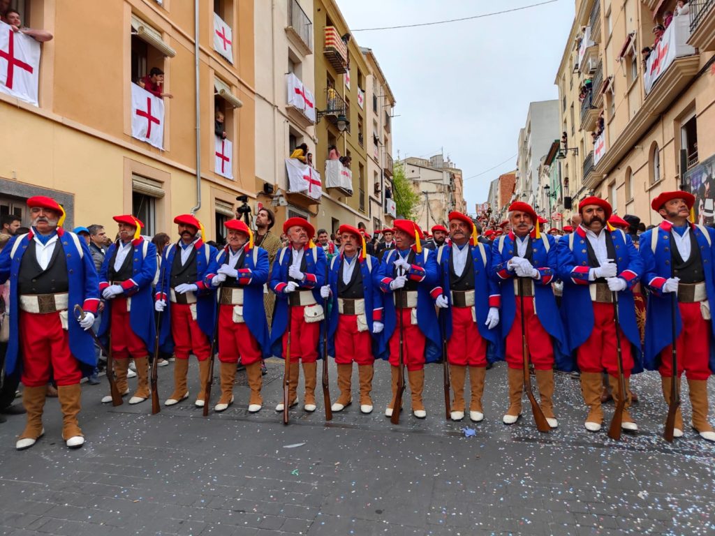 Una esquadra 'requeté' per a commemorar 150 anys