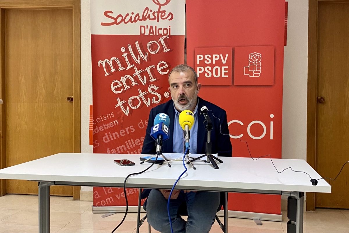 Martínez se presenta a su reelección