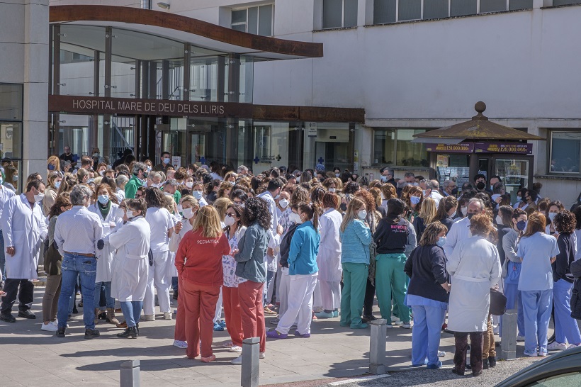 Prevista la incorporación de las nuevas plazas de enfermería en el Hospital de Alcoy