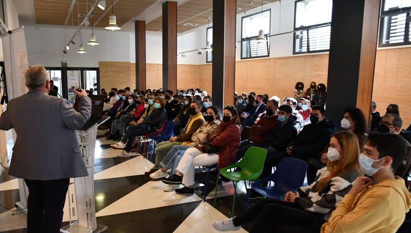 La Jornada de Puertas Abiertas volvió a ser presencial en el Campus de Alcoy