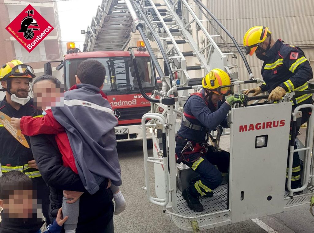 Tancat a la seua habitació en Banyeres