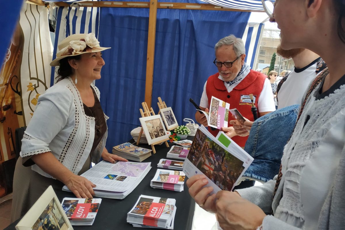 Alcoy se promociona en Terrassa