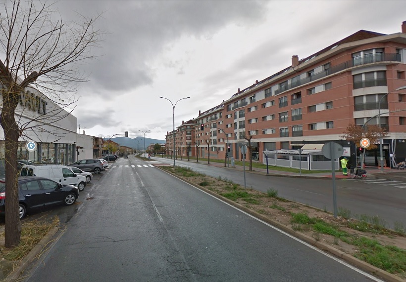 Un joven resulta herido en Ibi tras caer con su moto