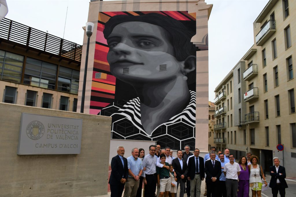 La UPV rinde homenaje