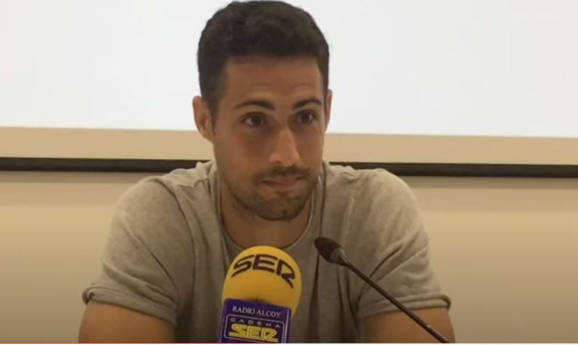 Presentación de Álvaro Vega como nuevo jugador del Alcoyano