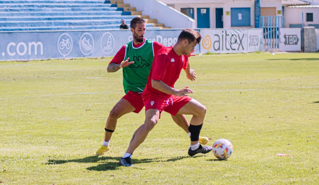 L'Alcoyano cerca trobar-se