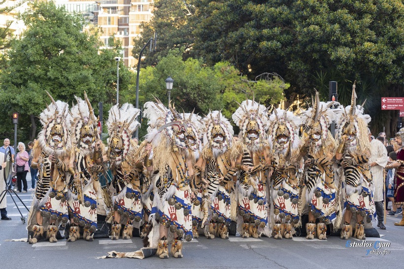 Celebració de l'Estatut d'Autonomia al pas de la Festa alcoiana