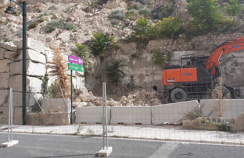 Primeras actuaciones en la ladera de la Beniata