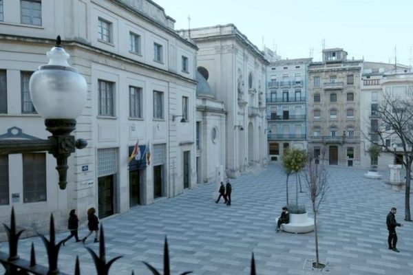 'Fent Piña' busca connectar i inspirar a estudiants de disseny