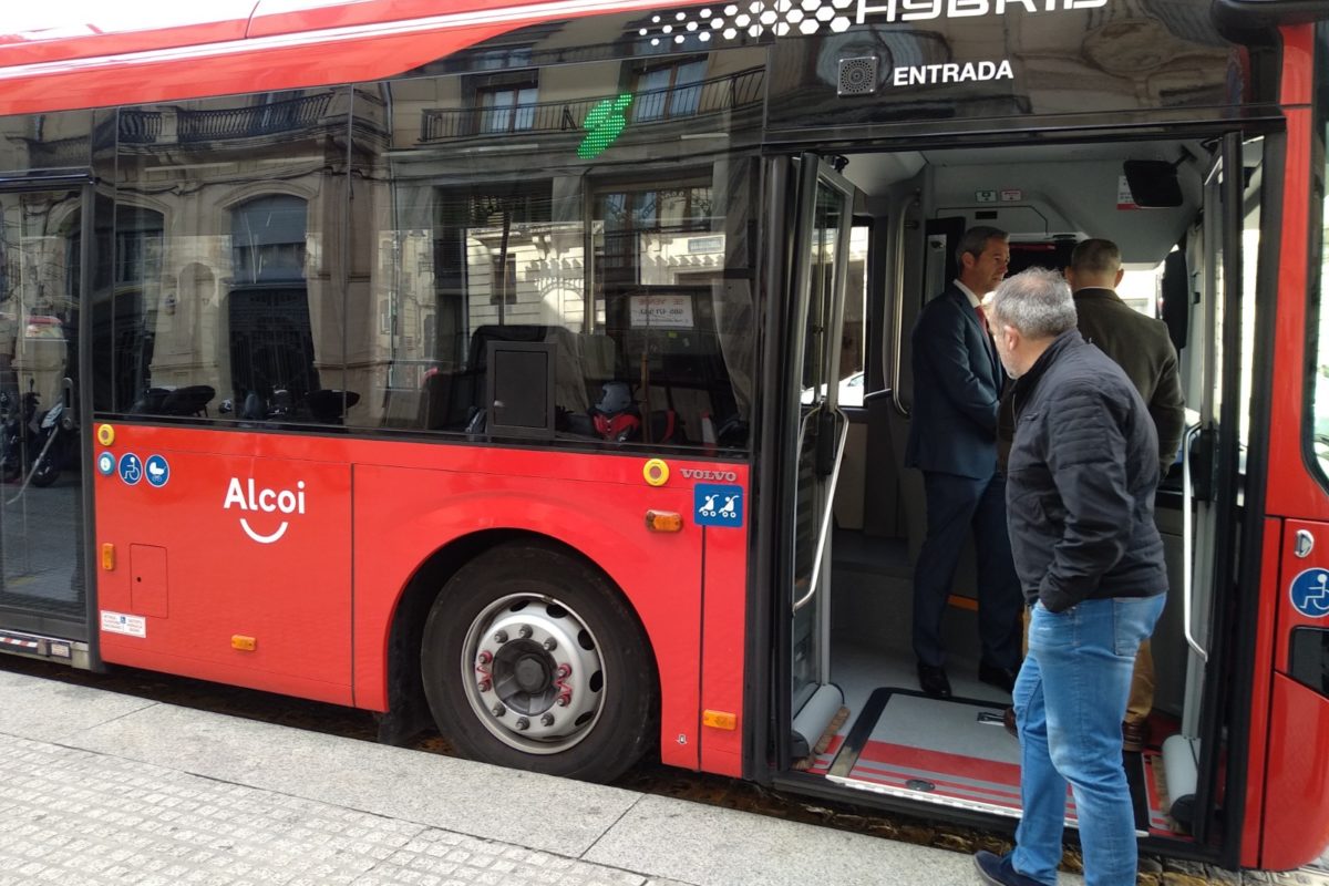 Alcoy adquirirá dos autobuses eléctricos