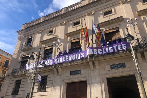La Generalitat comptabilitza 1731 trucades al 112 relacionades amb la violència de gènere