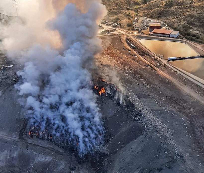 Estabilitzen un incendi en l'abocador de Xixona