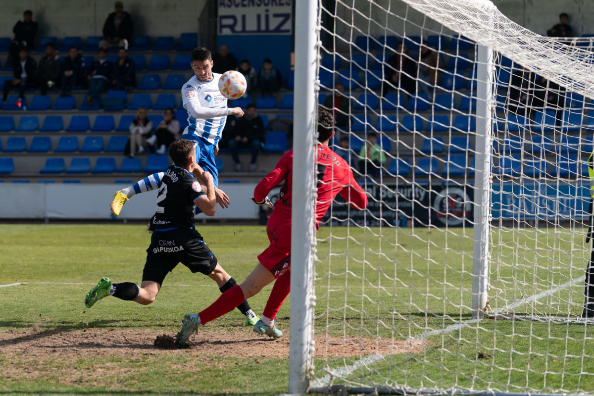 El Johan Cruyff mesura a l'Alcoyano