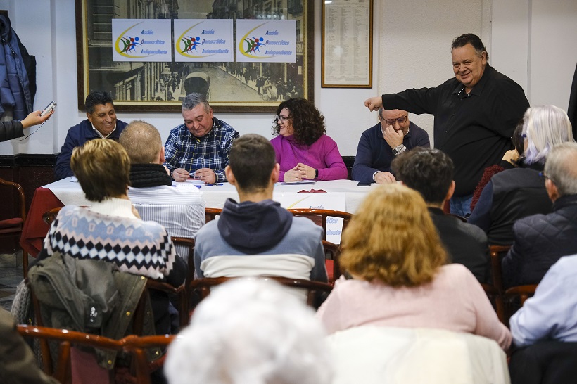 El partido de Marcos Martínez irrumpe en escena